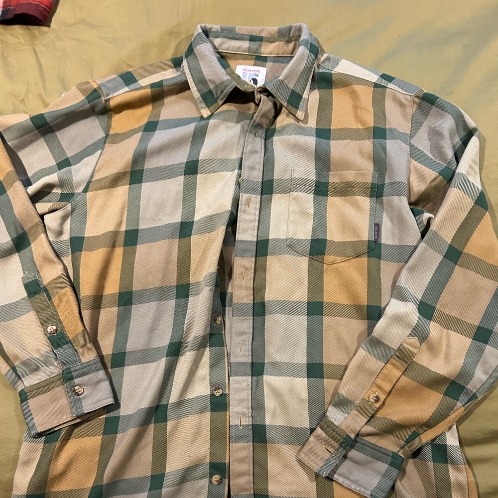 Burton men’s gold and green dry ride flannel